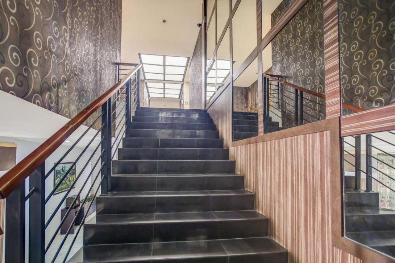 Urbanview Trisula Hotel Μακασάρ Εξωτερικό φωτογραφία