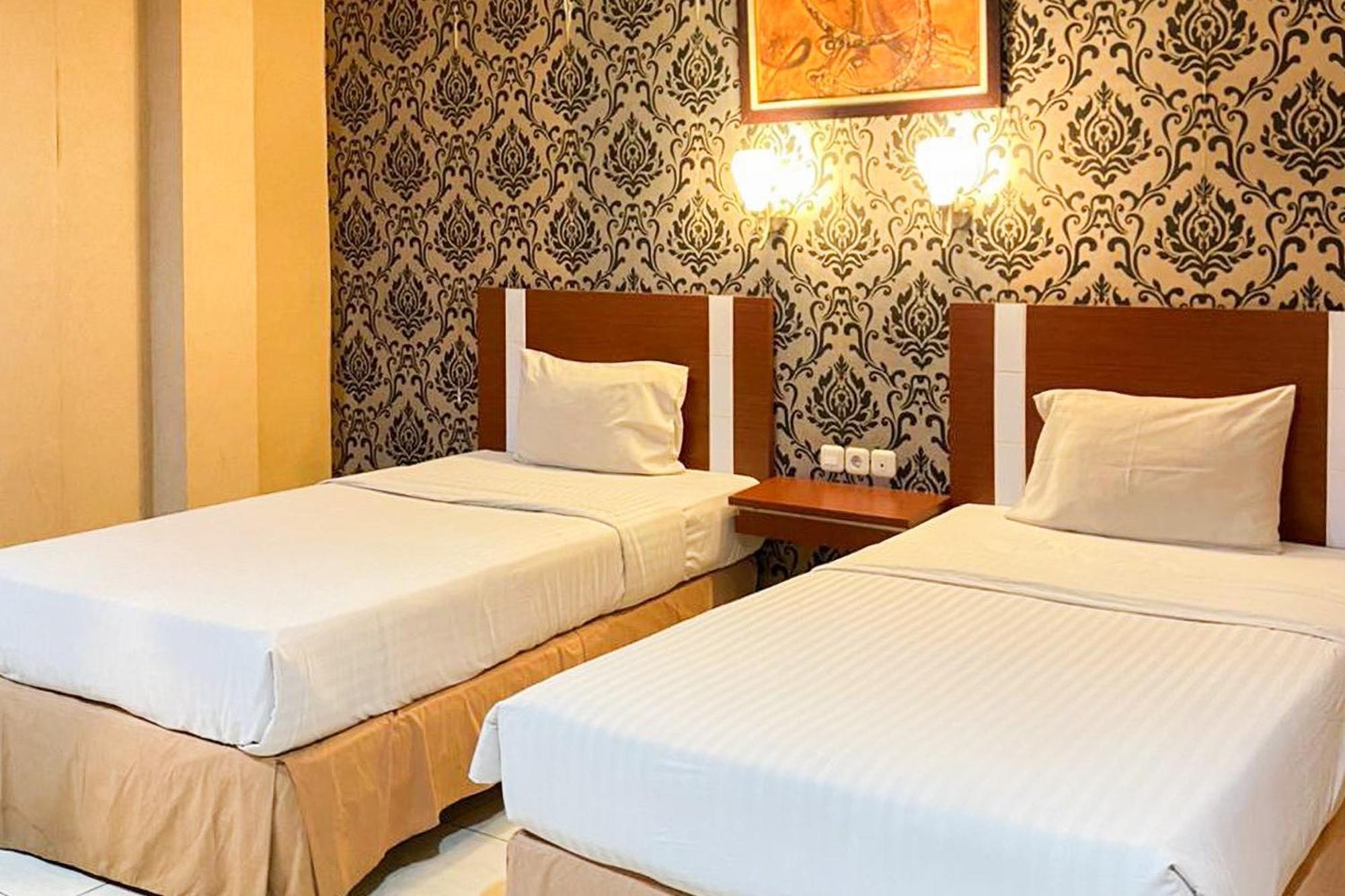 Urbanview Trisula Hotel Μακασάρ Εξωτερικό φωτογραφία